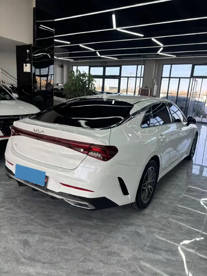 2021 Kia K5 1.5T 170HP L4 7DCT,autocango,china used car exporter,china ev exporter,chinese used car exporter,chinese used ev exporter