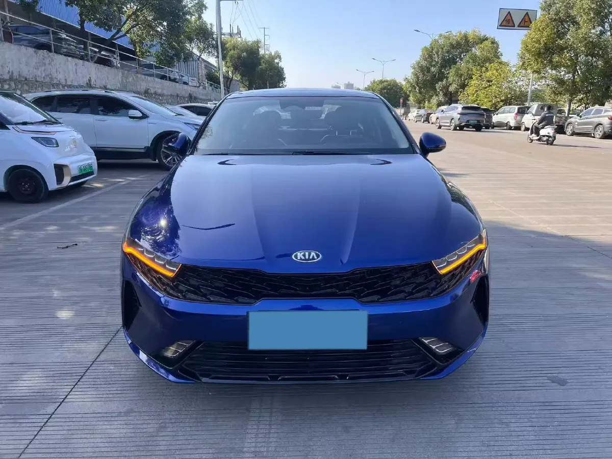 2020 Kia K5 1.5T 170HP L4 7DCT,autocango,china used car exporter,china ev exporter,chinese used car exporter,chinese used ev exporter
