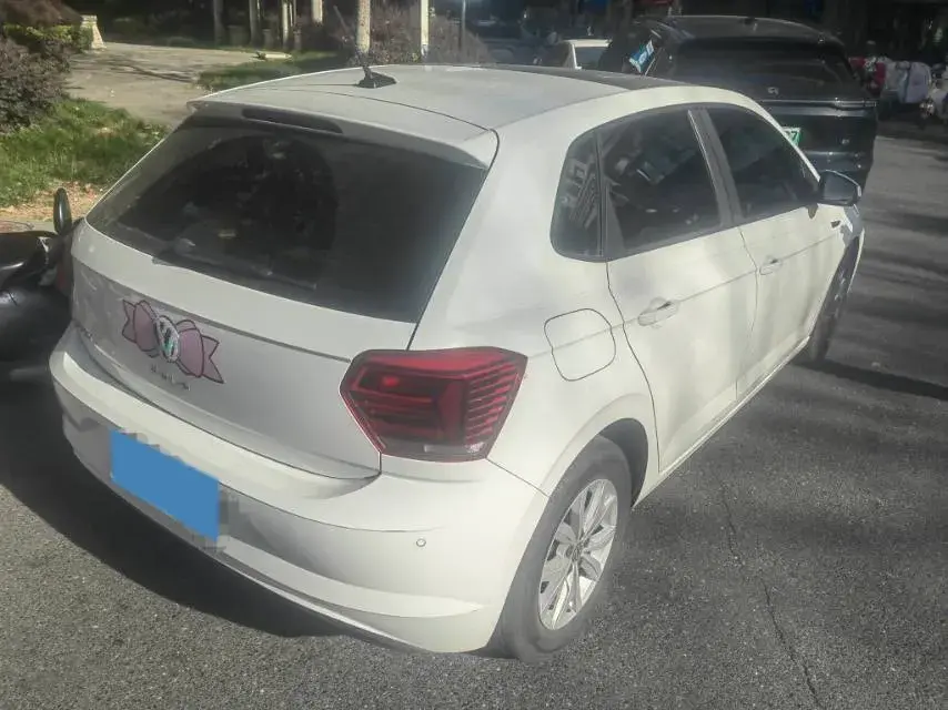 2021 VOLKSWAGEN POLO thumbnail 2