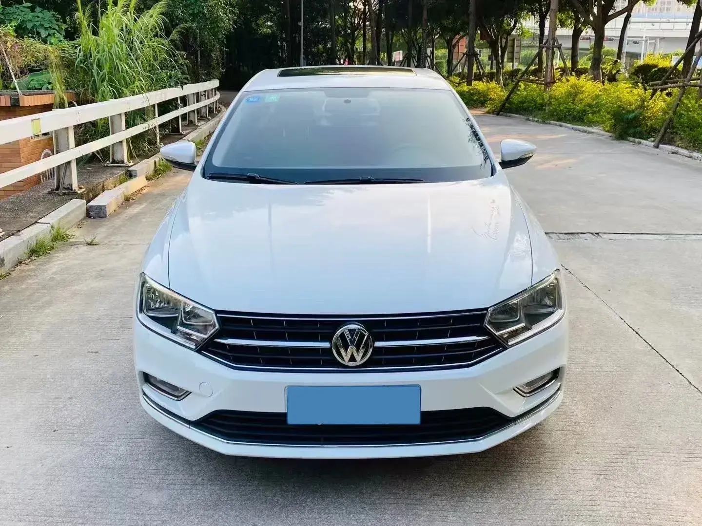 2018 VOLKSWAGEN BORA thumbnail 2