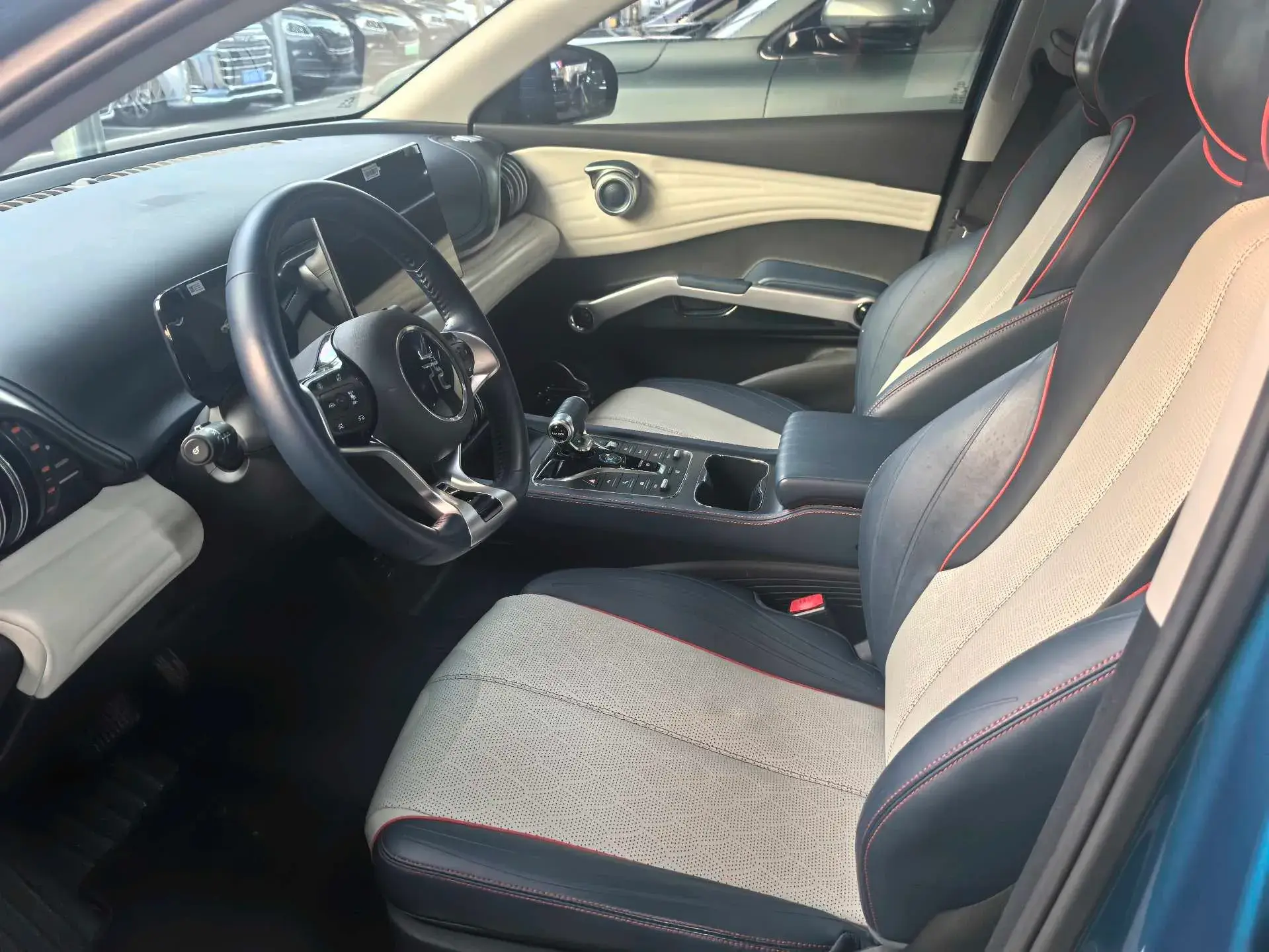 2022 BYD YUAN thumbnail 4