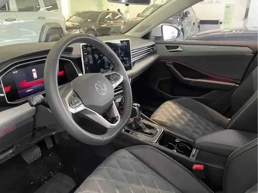 2023 VOLKSWAGEN SAGITAR thumbnail 4