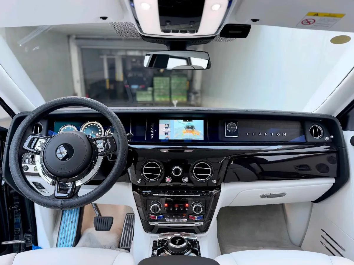 2018 Rolls-Royce Phantom 6.7T 571HP V12 8AT,autocango,china used car exporter,china ev exporter,chinese used car exporter,chinese used ev exporter