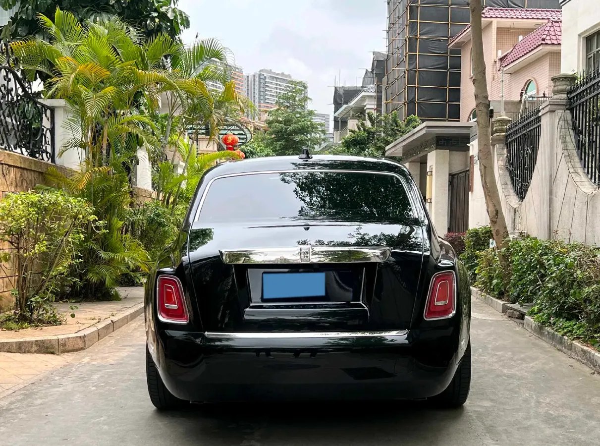 2018 Rolls-Royce Phantom 6.7T 571HP V12 8AT,autocango,china used car exporter,china ev exporter,chinese used car exporter,chinese used ev exporter