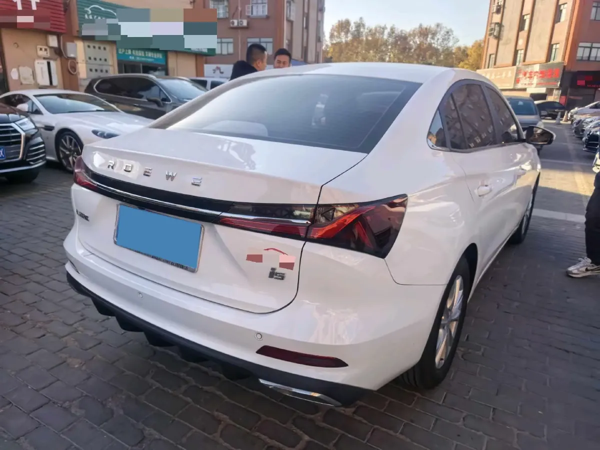 2023 Roewe i5 1.5L 129HP L4 CVT,autocango,china used car exporter,china ev exporter,chinese used car exporter,chinese used ev exporter