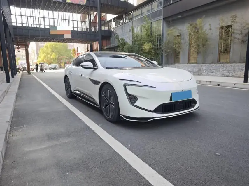 2023 AVATR 12 thumbnail 3