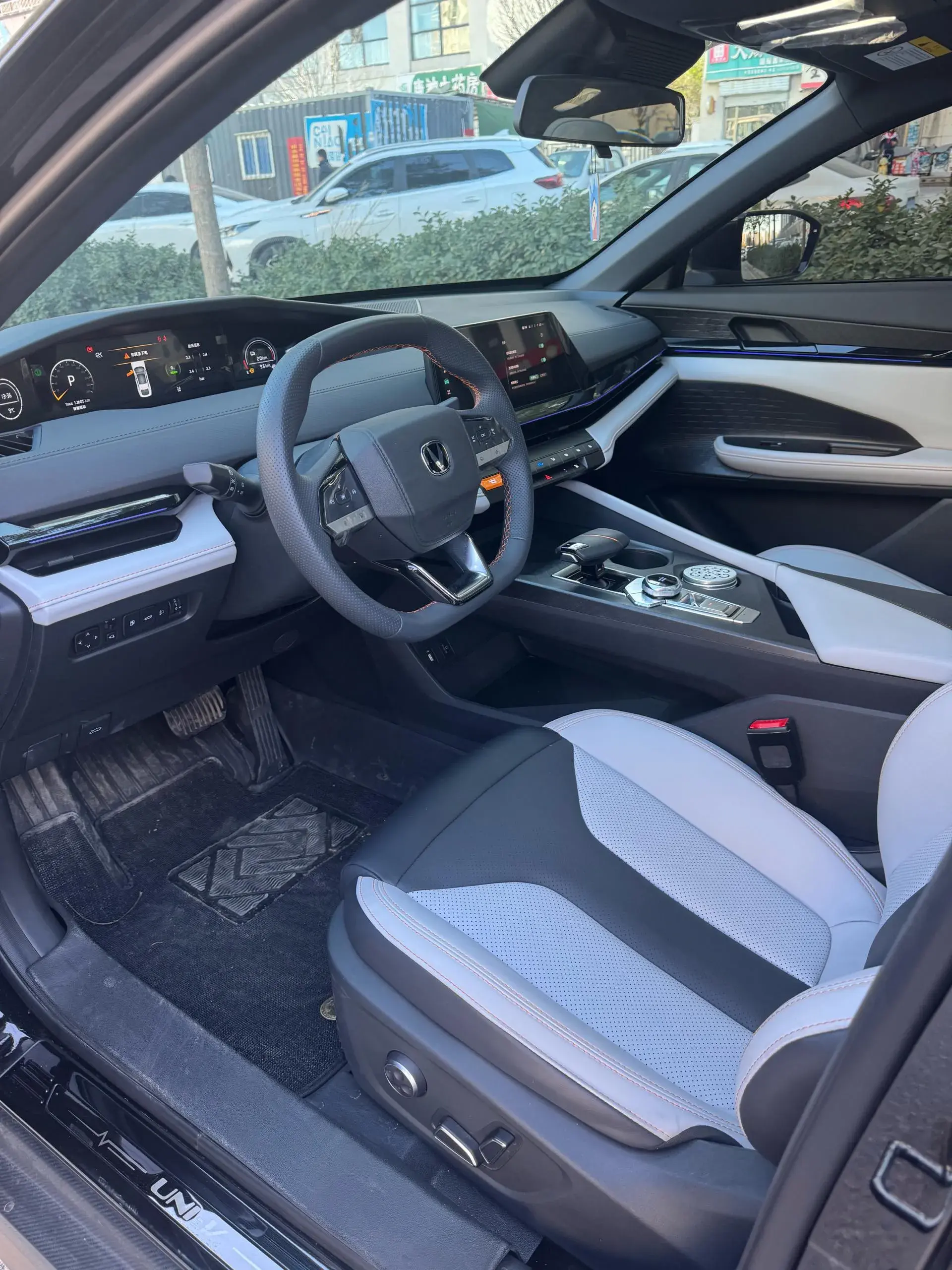 2024 CHANGAN UNI-V thumbnail 4