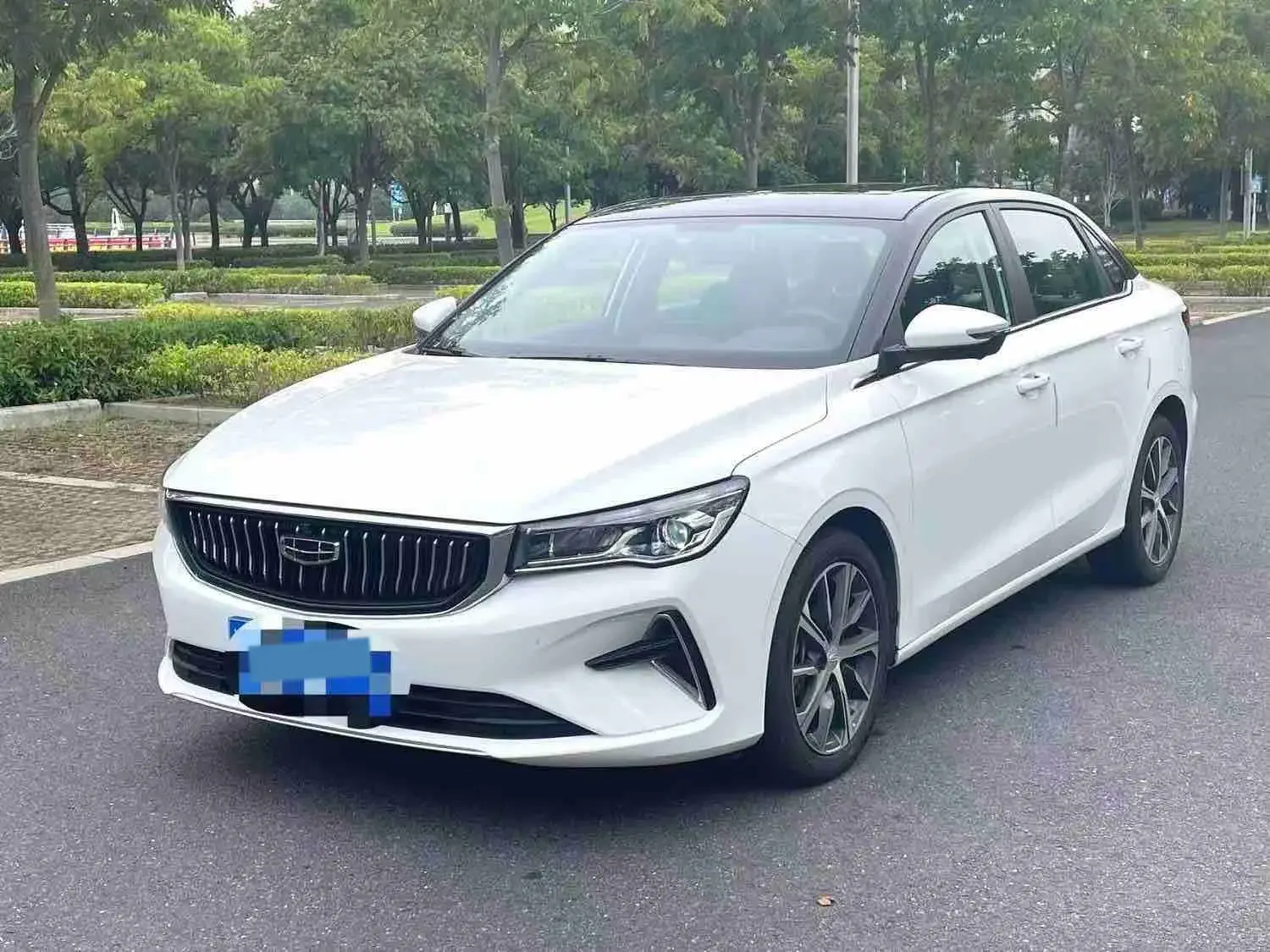 2023 GEELY EMGRAND view 1