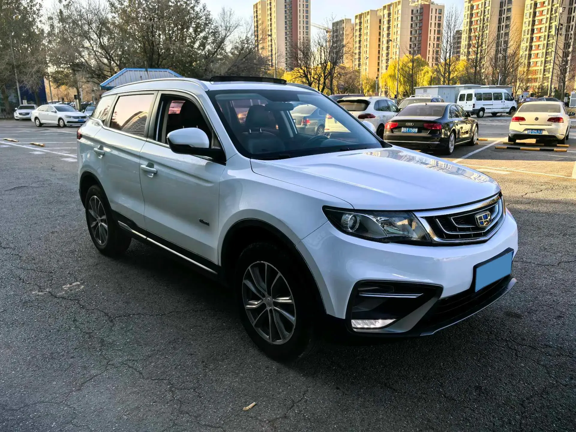 2018 GEELY AZKARRA thumbnail 3