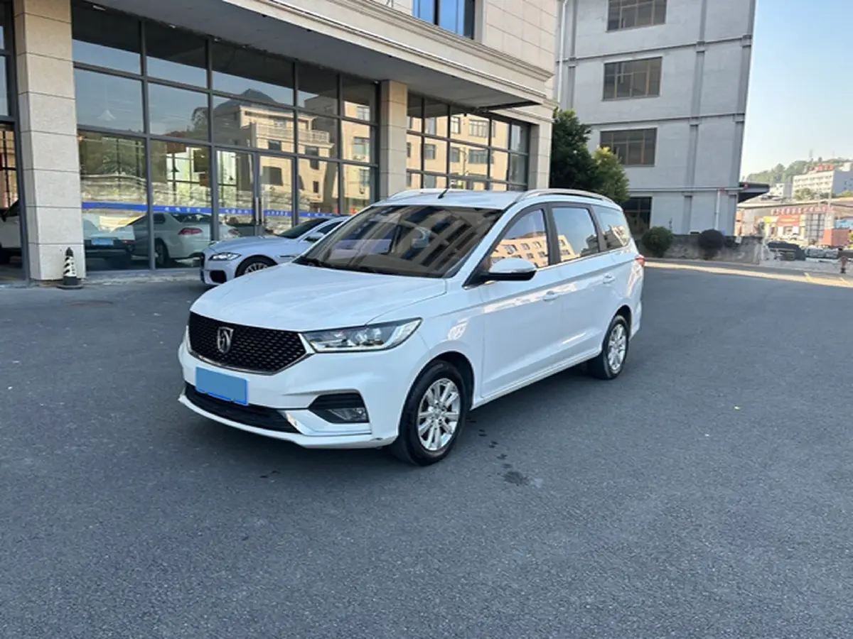 2021 BaoJun 360 1.5L 99HP L4 CVT