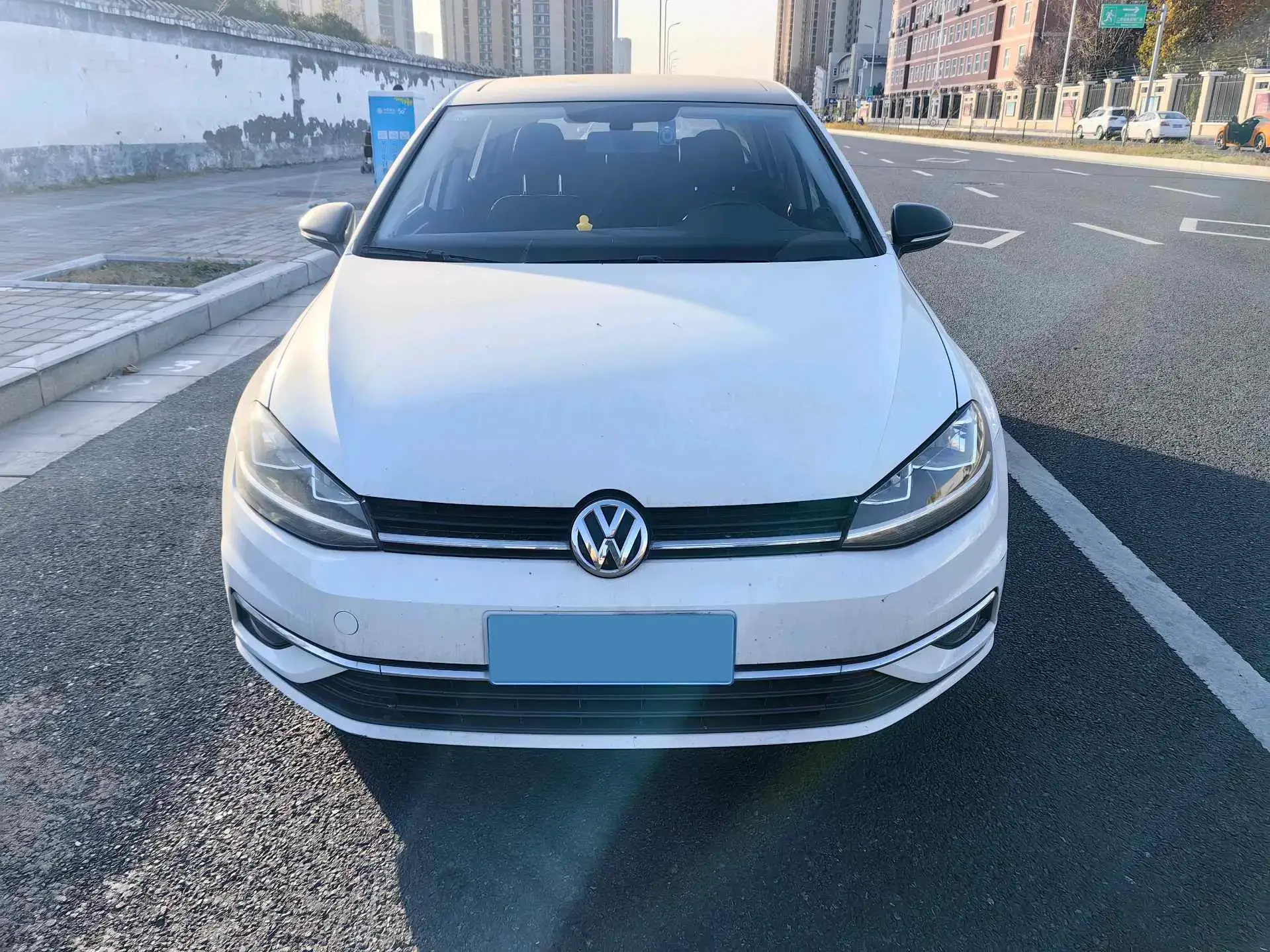 2019 VOLKSWAGEN GOLF thumbnail 2