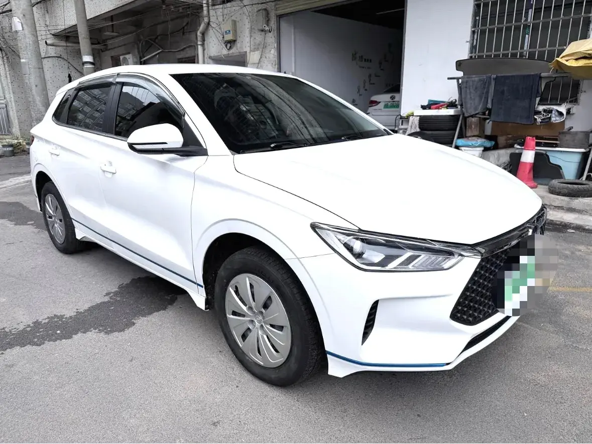 2019 BYD YUAN thumbnail 2