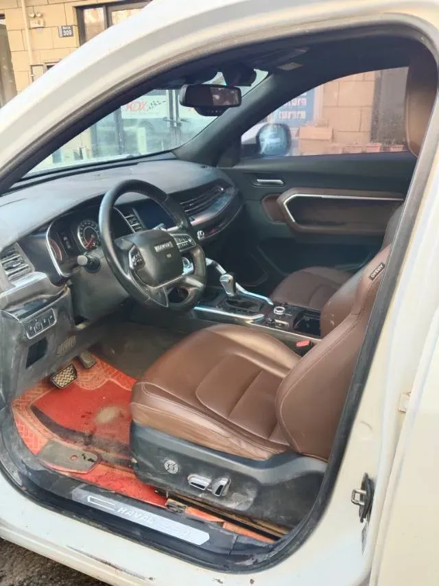 2018 Haval H6 1.5T 169HP L4 7DCT,autocango,china used car exporter,china ev exporter,chinese used car exporter,chinese used ev exporter