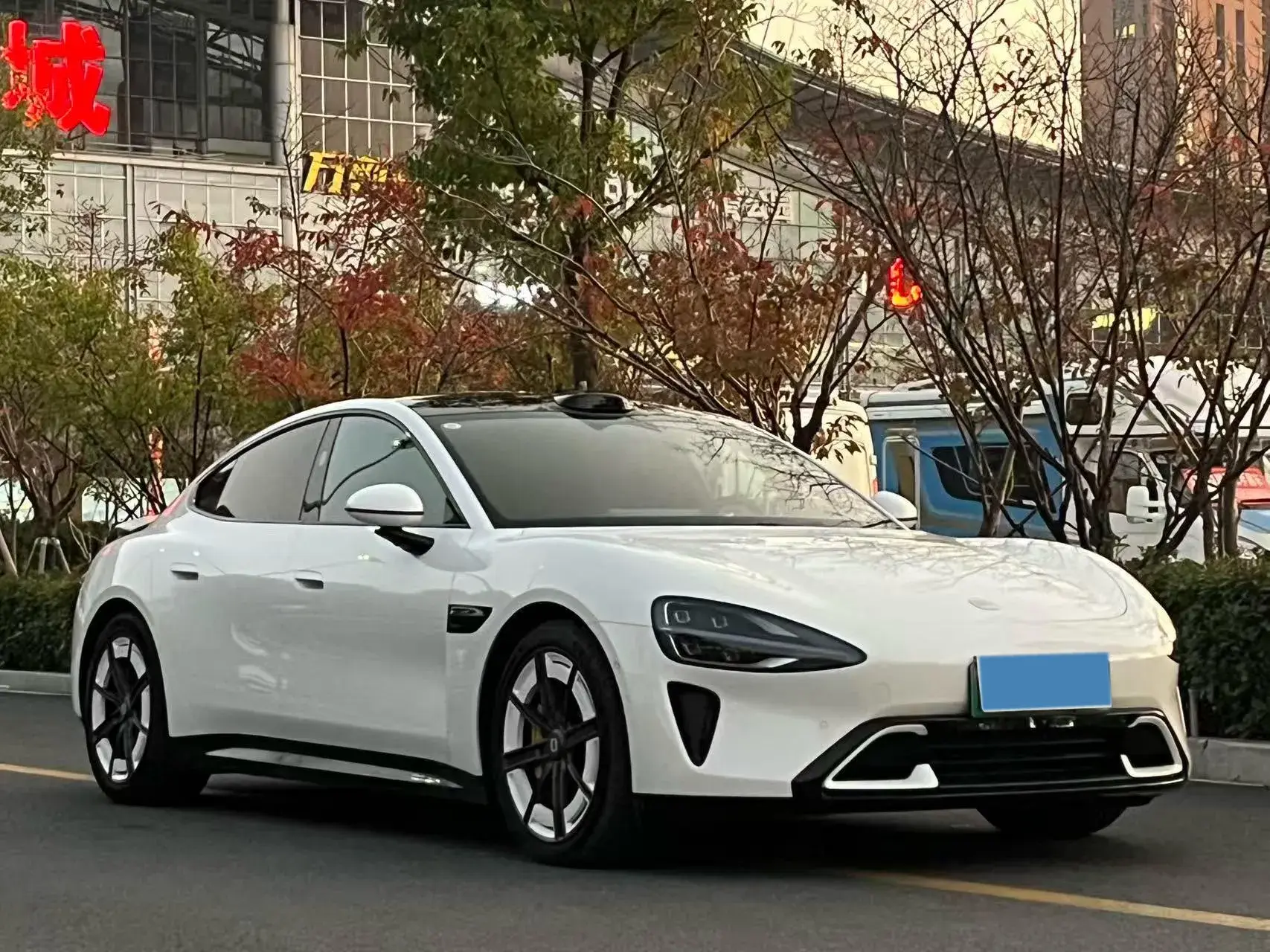 2024 MI SU7 thumbnail 4