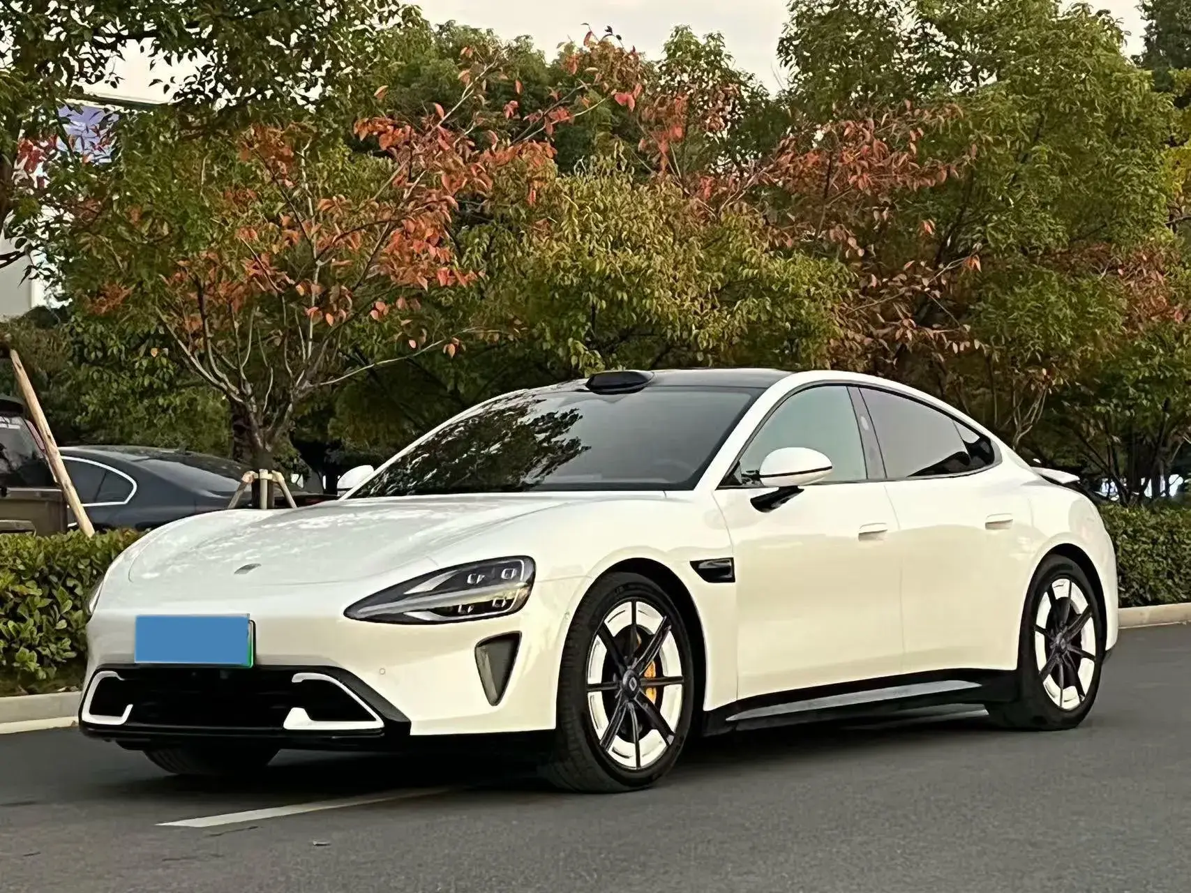 2024 MI SU7 thumbnail 2