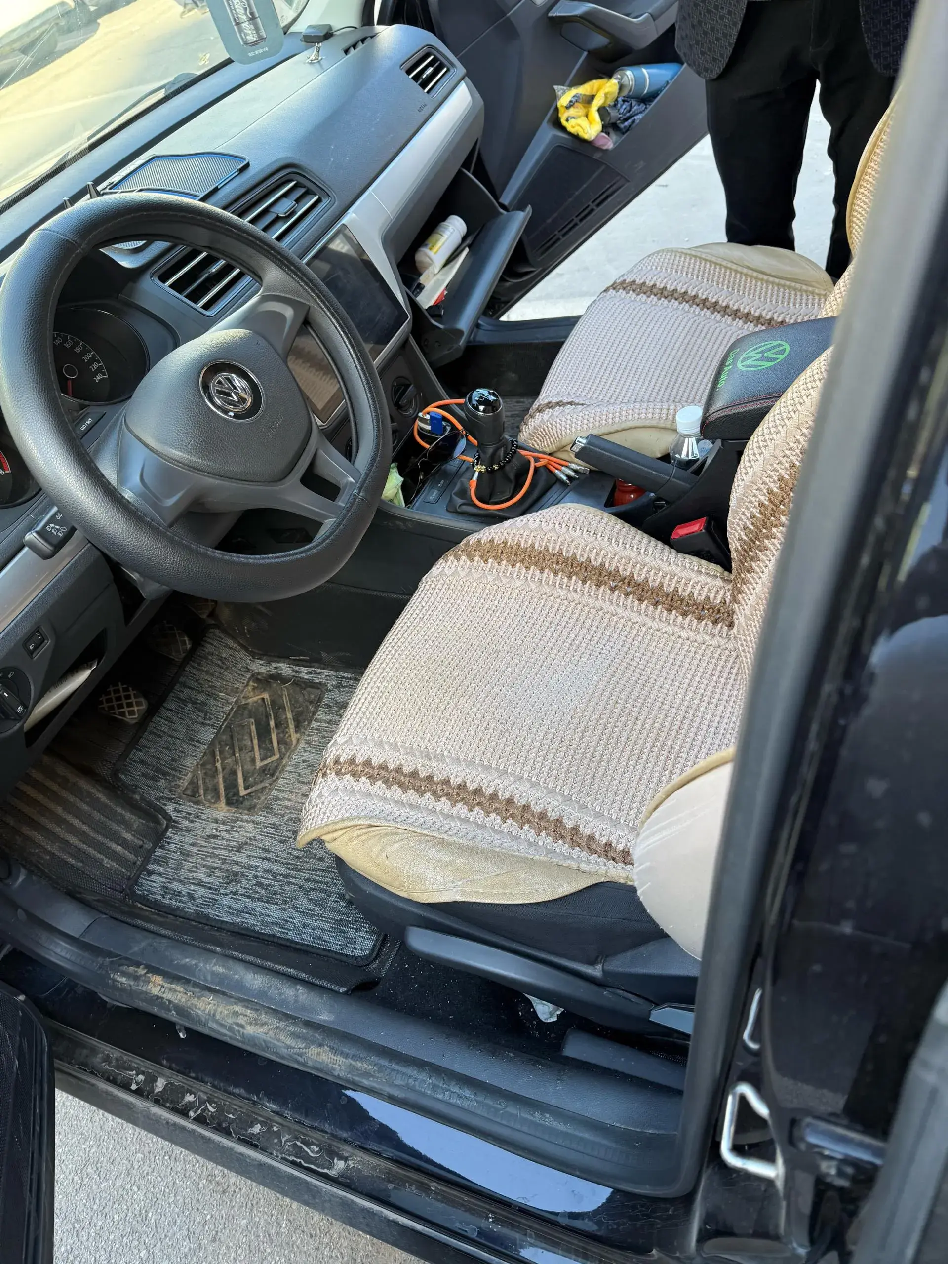 2019 VOLKSWAGEN LAVIDA thumbnail 3