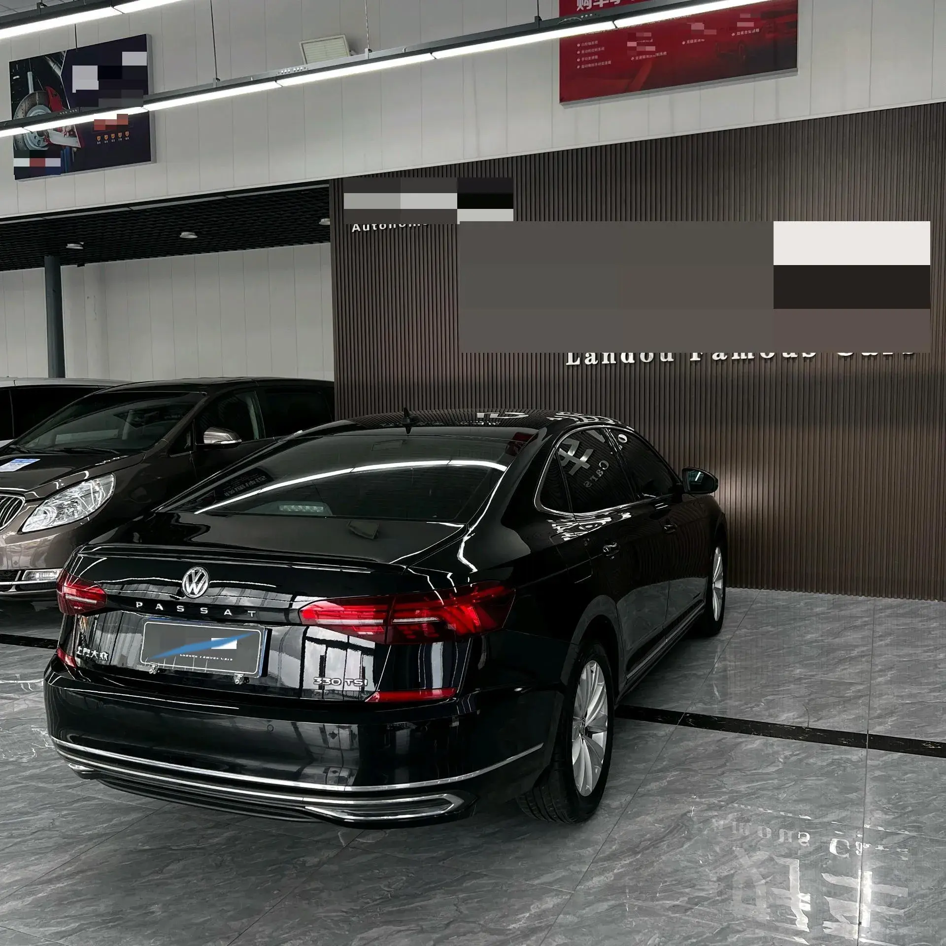 2019 VOLKSWAGEN PASSAT thumbnail 2