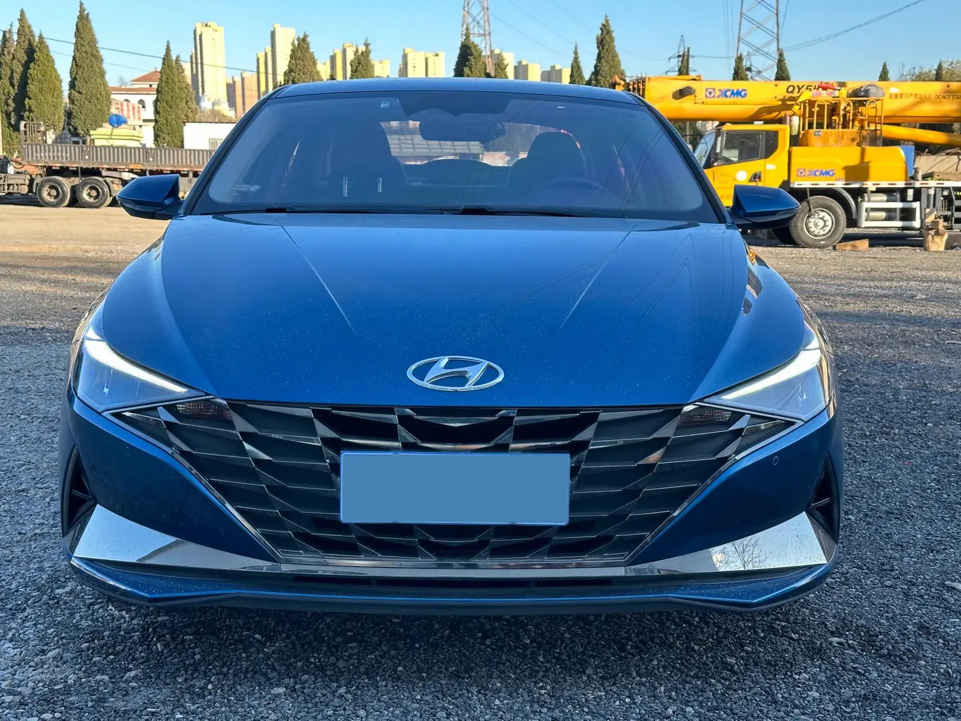2021 HYUNDAI ELANTRA thumbnail 3