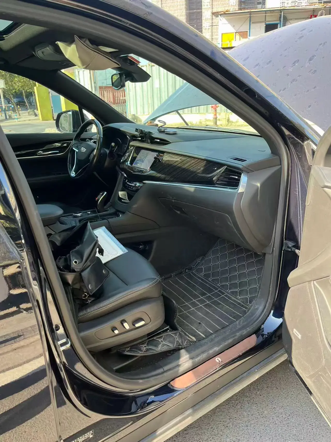 2021 CADILLAC XT6 thumbnail 2