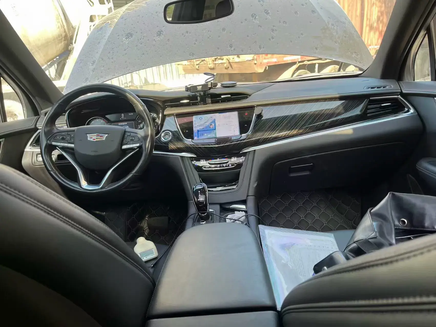 2021 CADILLAC XT6 thumbnail 3