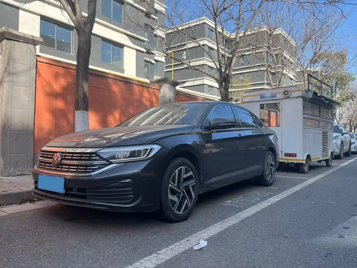 2023 VOLKSWAGEN SAGITAR view 1