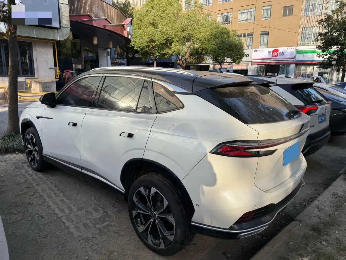 2023 Roewe RX5 1.5T 181HP L4 7DCT,autocango,china used car exporter,china ev exporter,chinese used car exporter,chinese used ev exporter