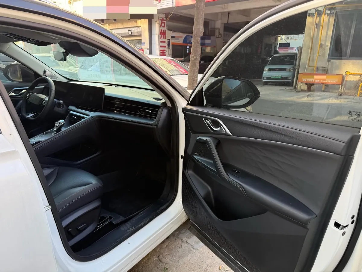 2023 Roewe RX5 1.5T 181HP L4 7DCT,autocango,china used car exporter,china ev exporter,chinese used car exporter,chinese used ev exporter