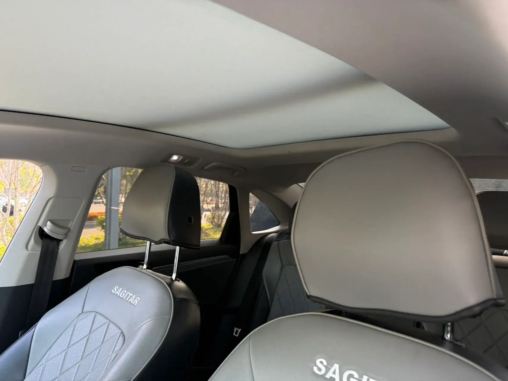 2020 VOLKSWAGEN SAGITAR thumbnail 3