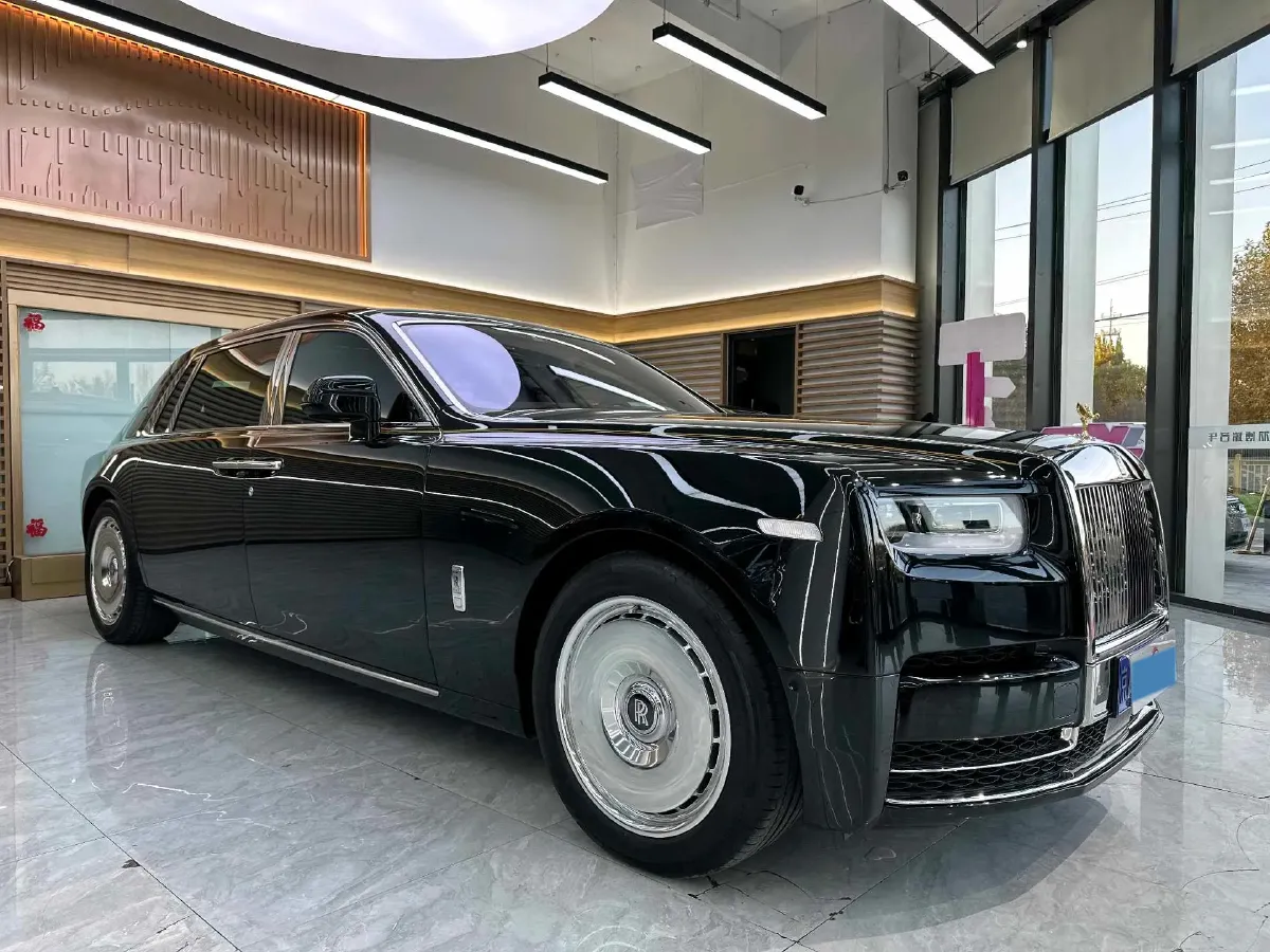 2018 Rolls-Royce Phantom 6.7T 571HP V12 8AT,autocango,china used car exporter,china ev exporter,chinese used car exporter,chinese used ev exporter