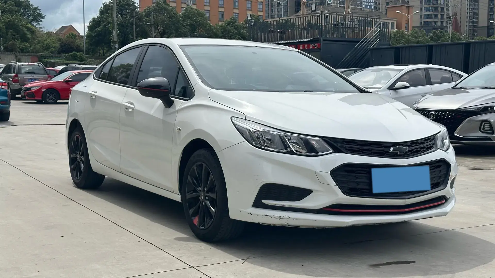 2018 CHEVROLET CRUZE thumbnail 3