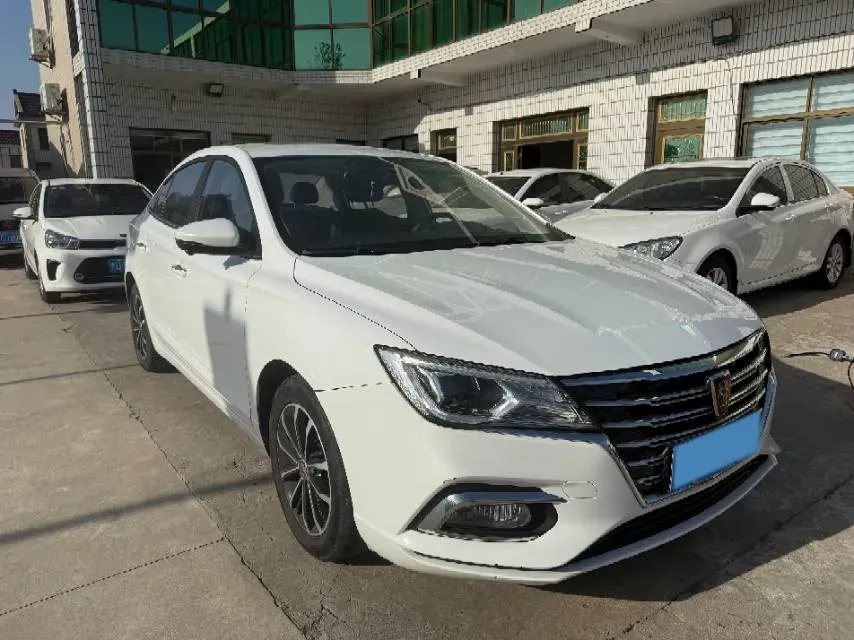 2020 Roewe i5 1.5L 120HP L4 CVT,autocango,china used car exporter,china ev exporter,chinese used car exporter,chinese used ev exporter