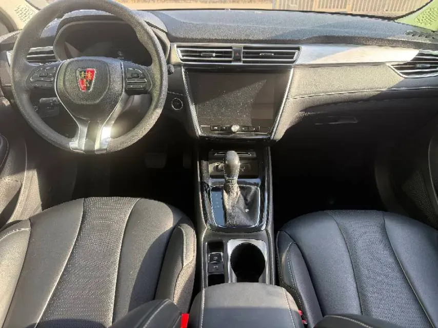 2020 Roewe i5 1.5L 120HP L4 CVT,autocango,china used car exporter,china ev exporter,chinese used car exporter,chinese used ev exporter