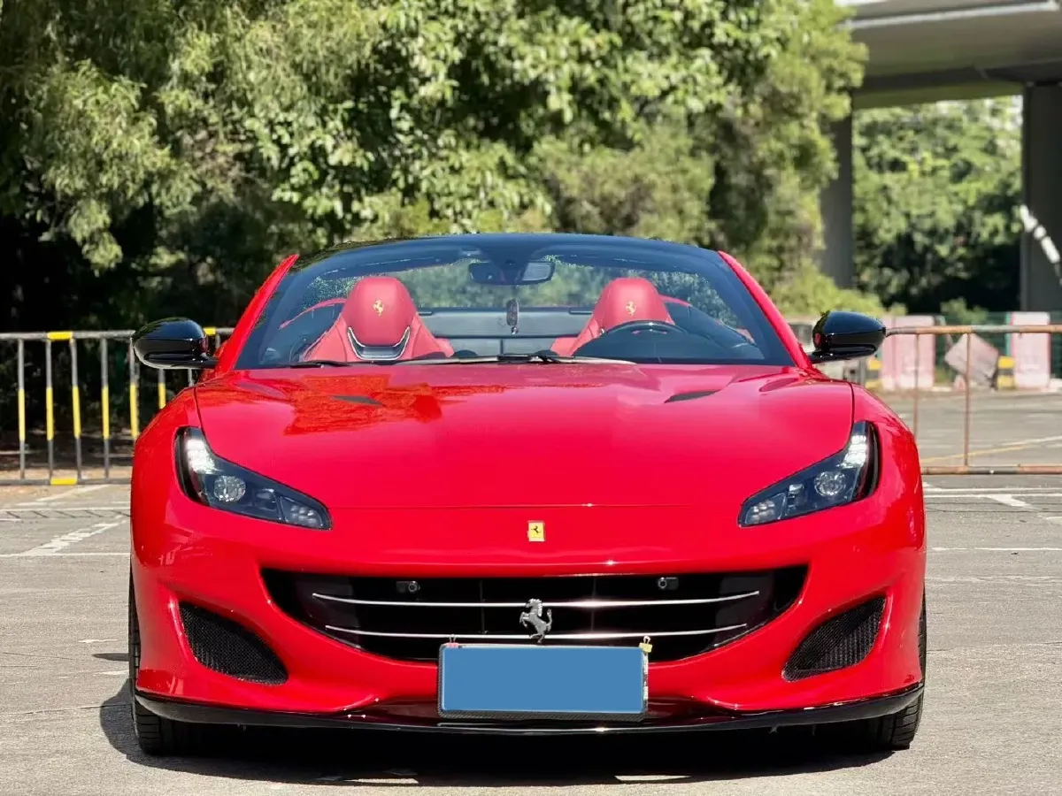 2018 Ferrari Portofino 3.9T 600HP V8 7DCT,autocango,china used car exporter,china ev exporter,chinese used car exporter,chinese used ev exporter