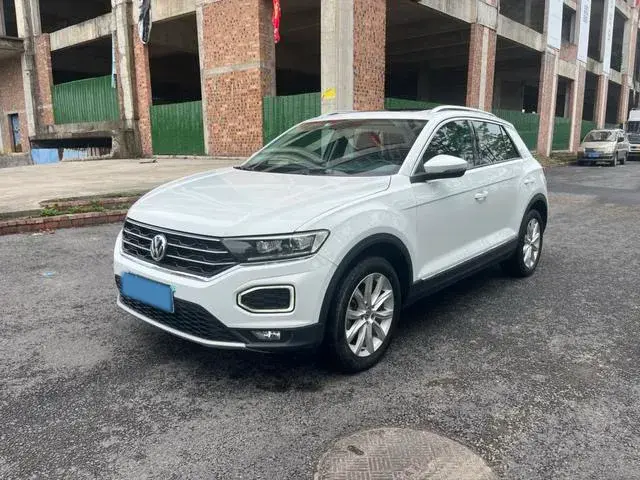 2022 VOLKSWAGEN T-ROC view 1