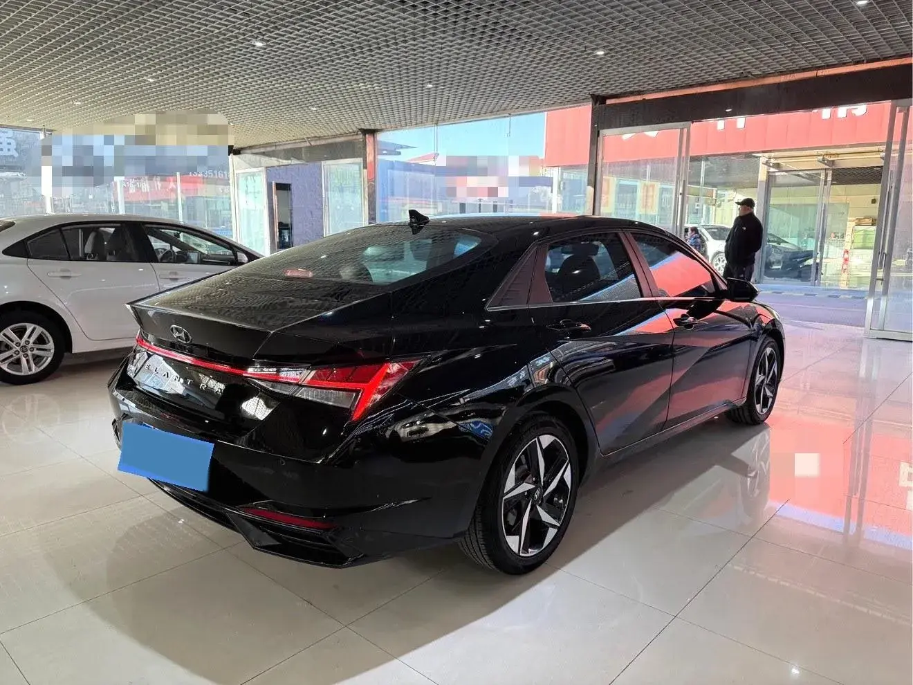 2022 HYUNDAI ELANTRA thumbnail 4