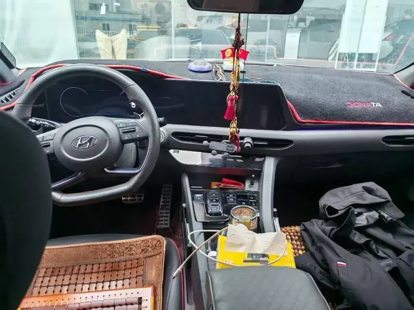 2020 HYUNDAI SONATA thumbnail 4