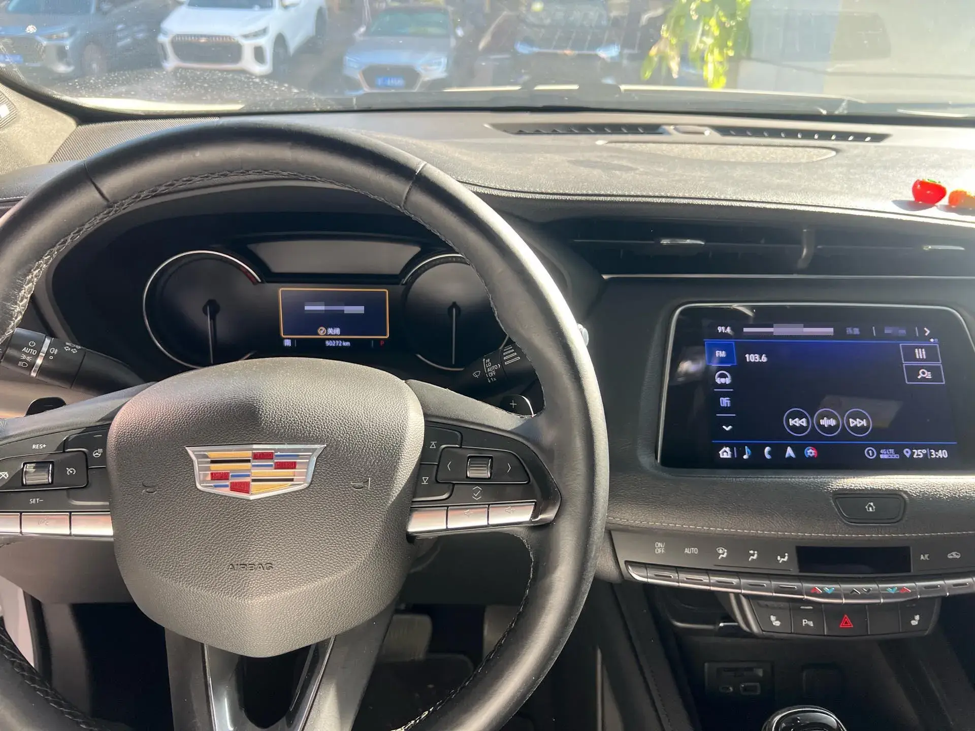 2020 CADILLAC XT4 thumbnail 4