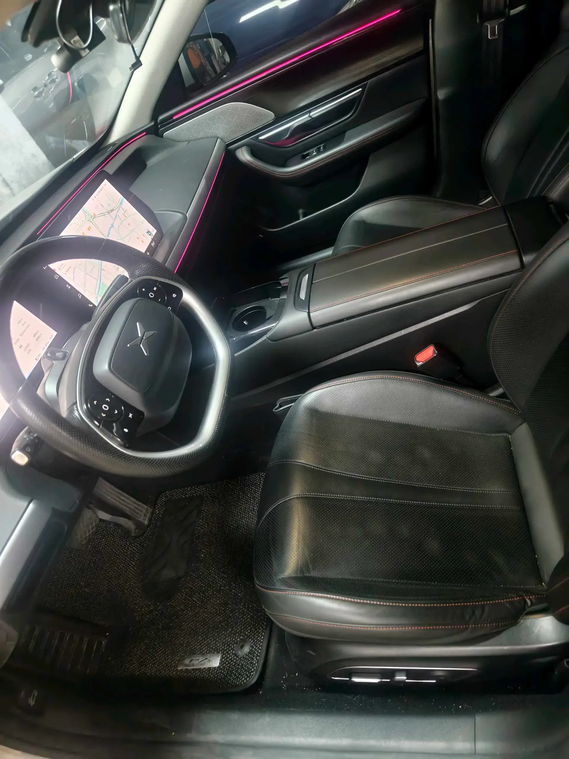 2020 XPENG P7 thumbnail 2