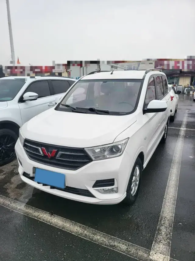 2019 WuLing HongGuang Plus 1.5T 147HP L4 6MT