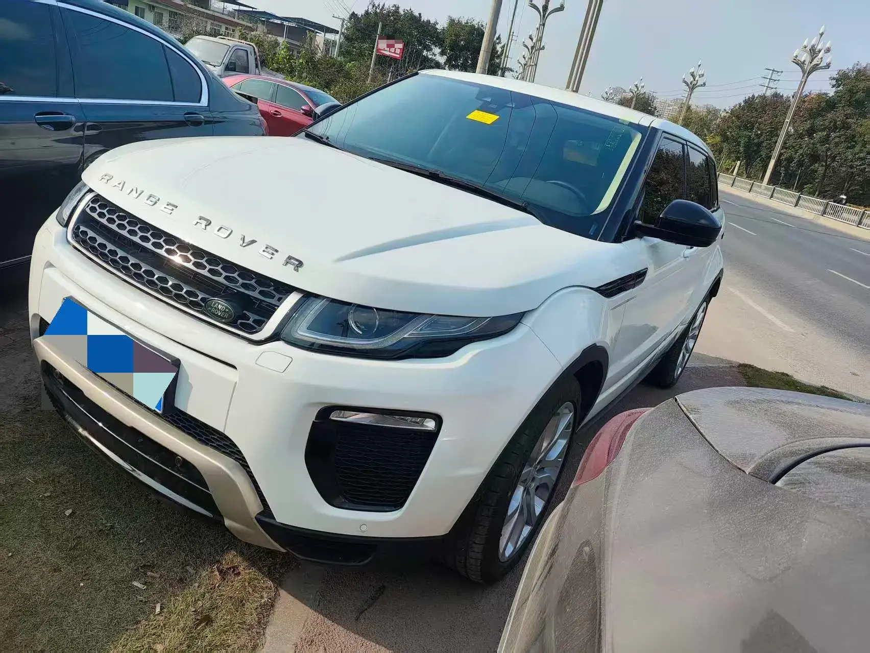 2018 LAND ROVER view 1