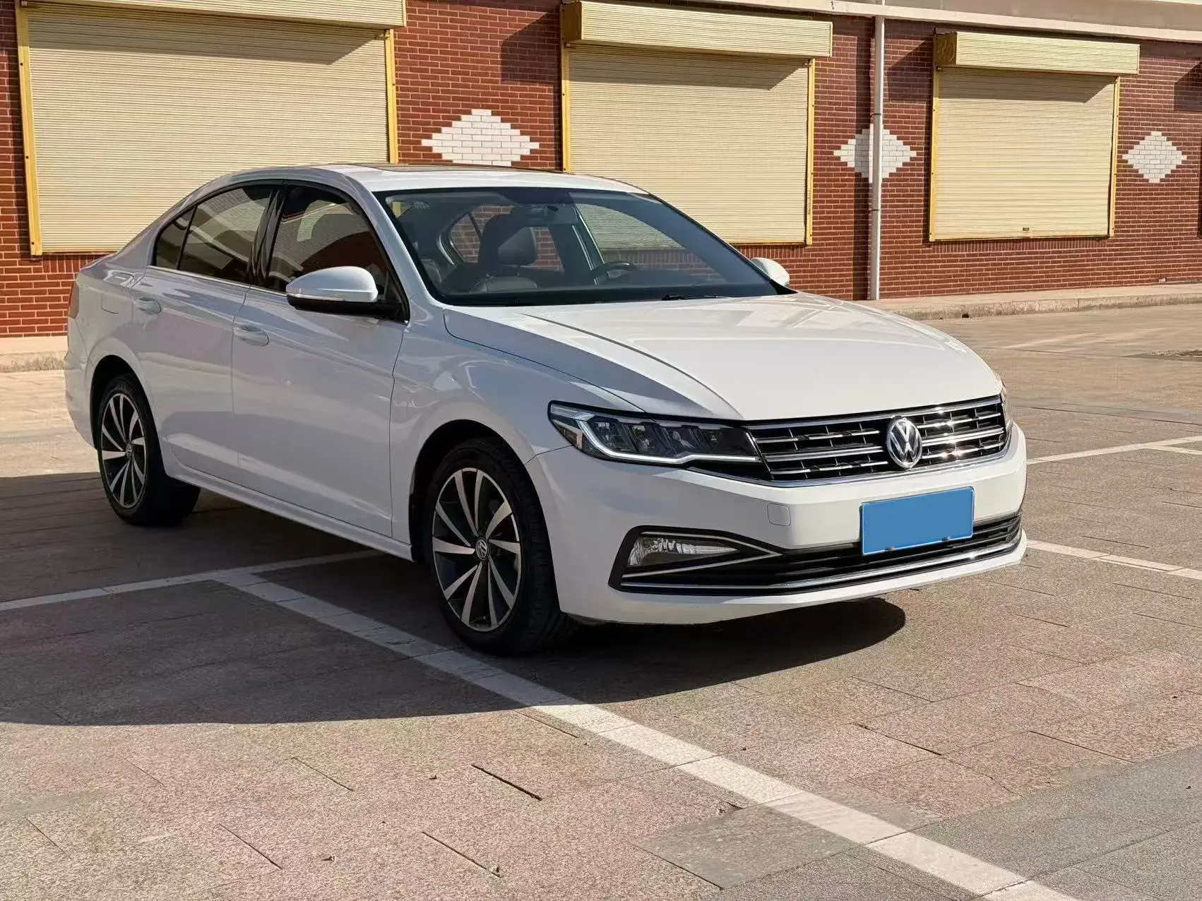 2019 VOLKSWAGEN BORA thumbnail 2