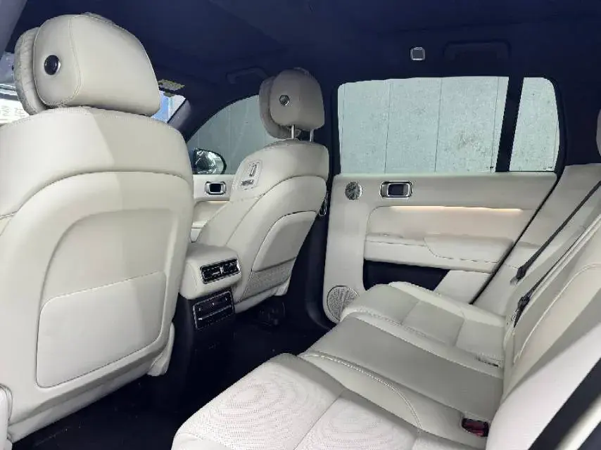 2023 LI L7 thumbnail 4