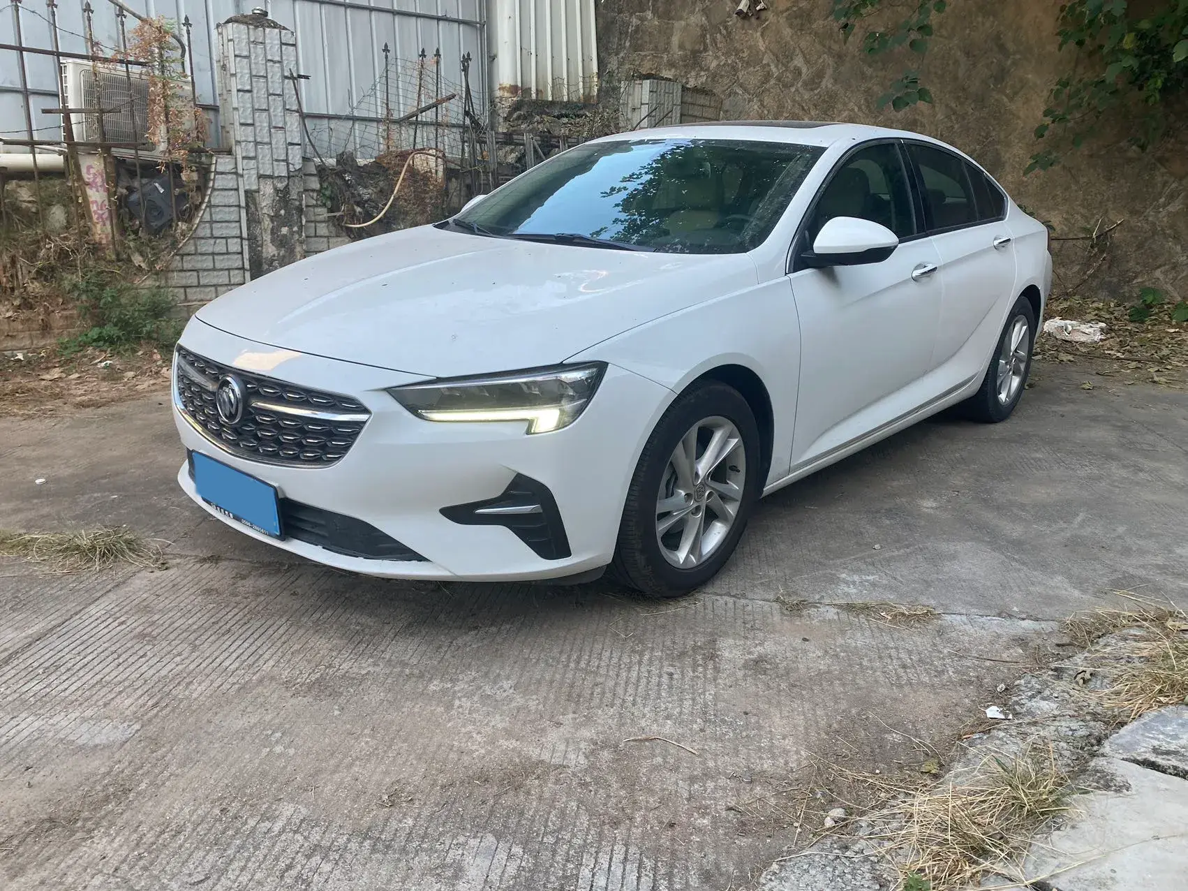 2020 BUICK REGAL view 1