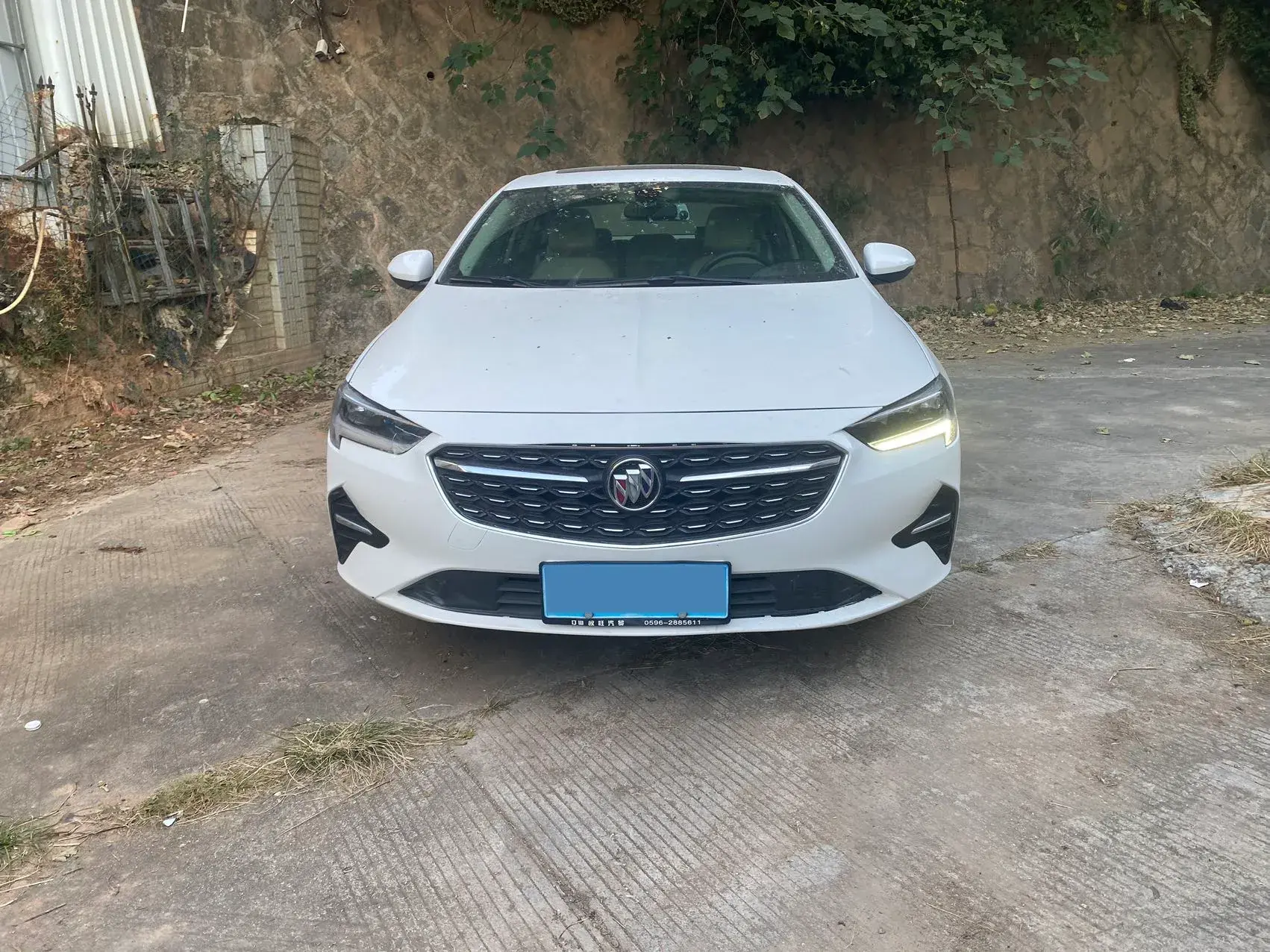 2020 BUICK REGAL thumbnail 3