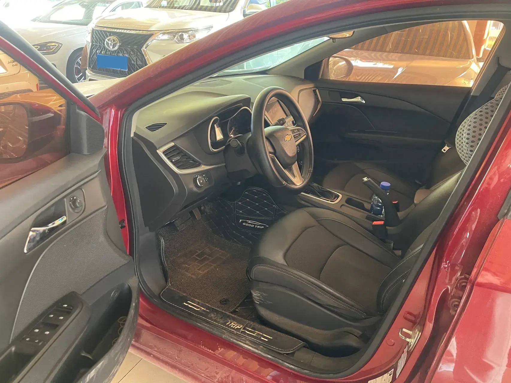 2016 CHEVROLET CAVALIER thumbnail 3