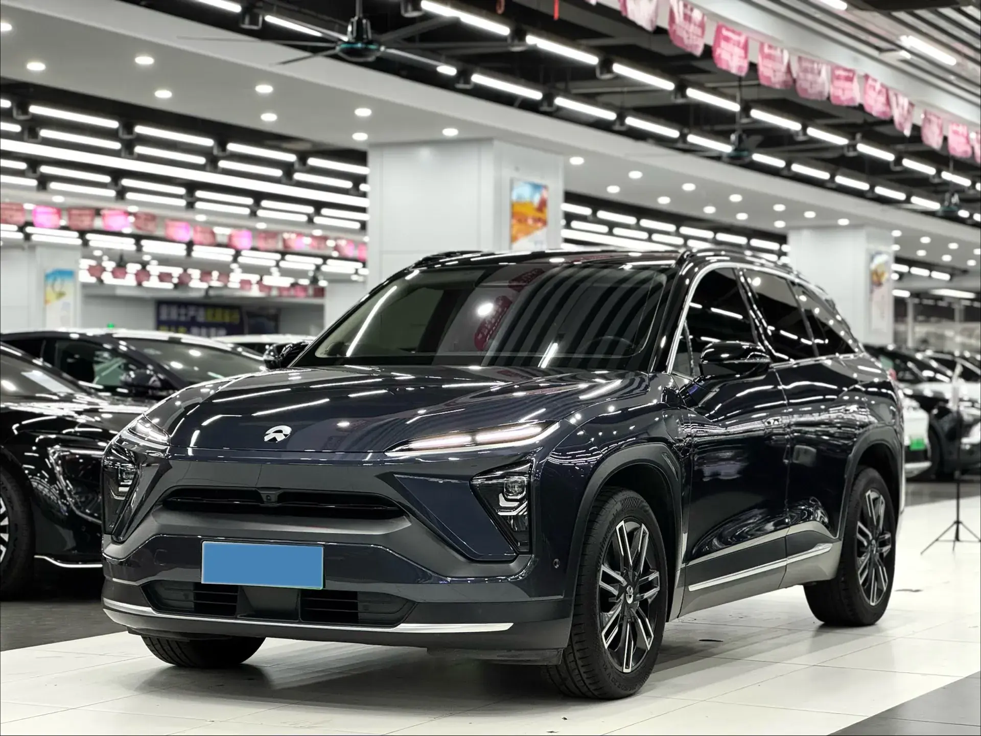 2020 NIO ES6 view 1