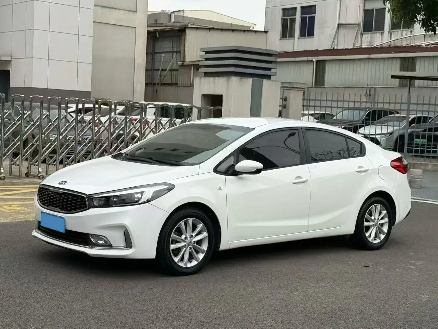 2017 KIA K3 view 1