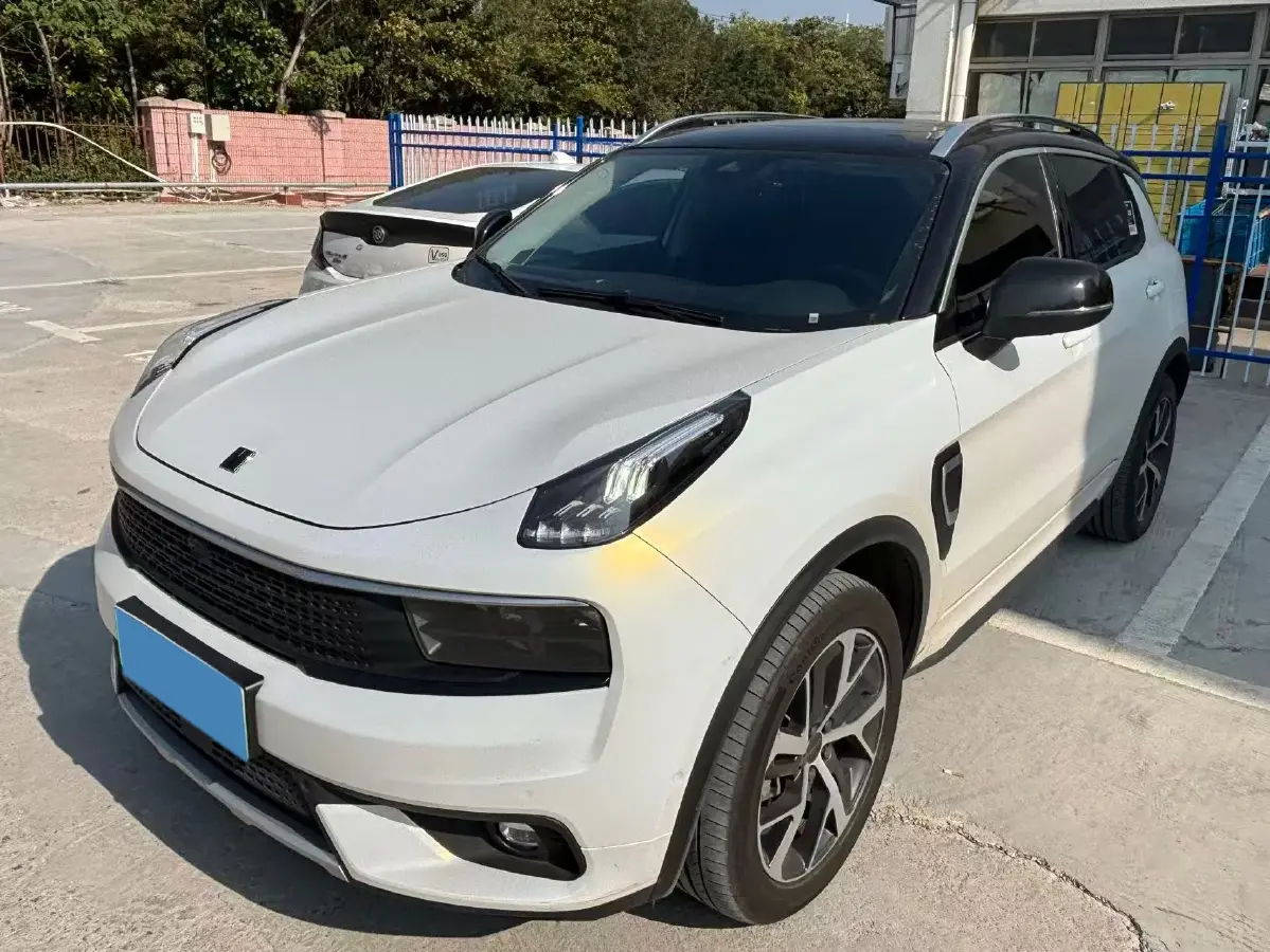 2019 LYNK&CO 01 EM-P 1.5T 180HP L3 7DCT PHEV 9.4KWH