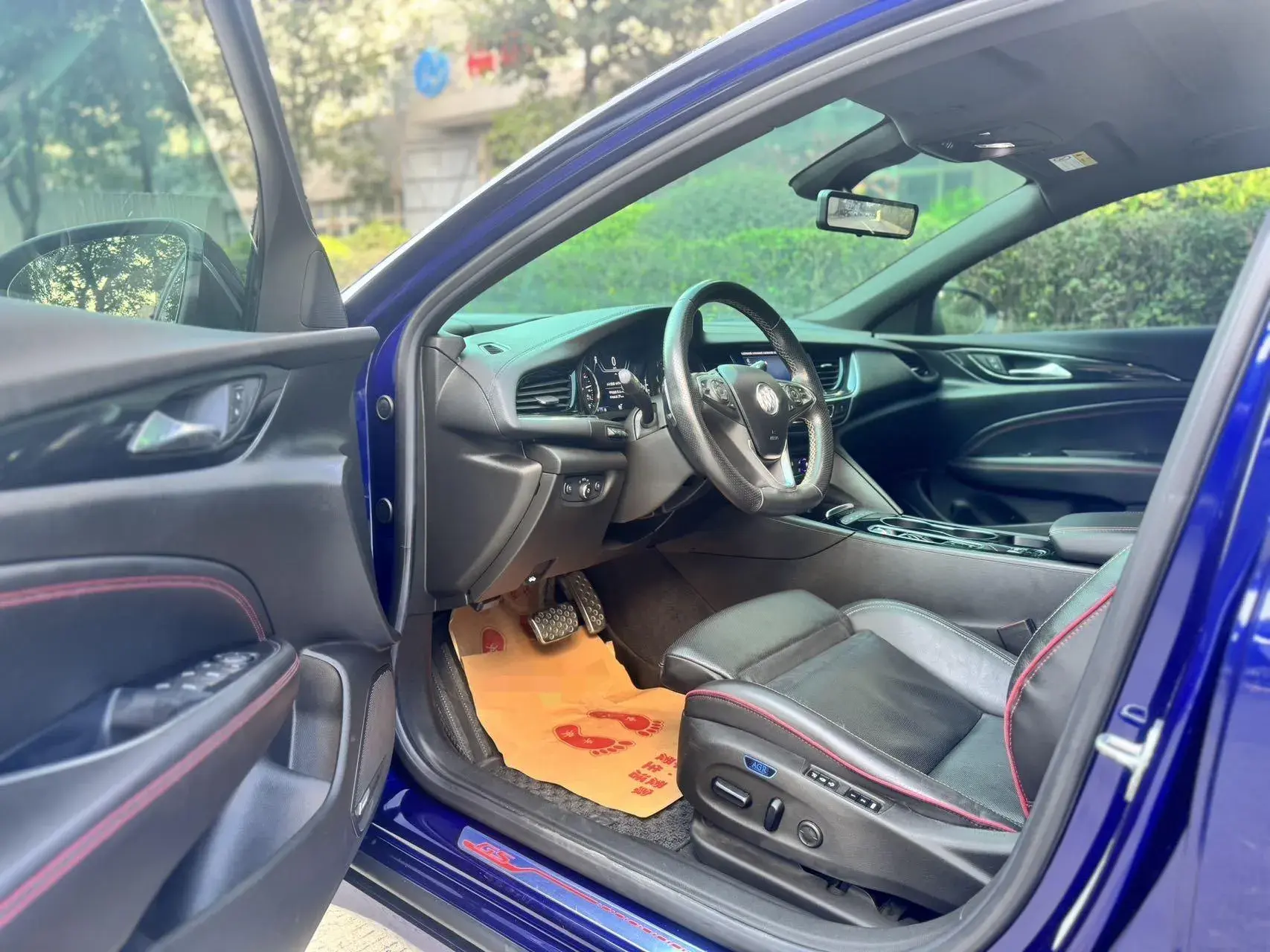 2021 BUICK REGAL thumbnail 4