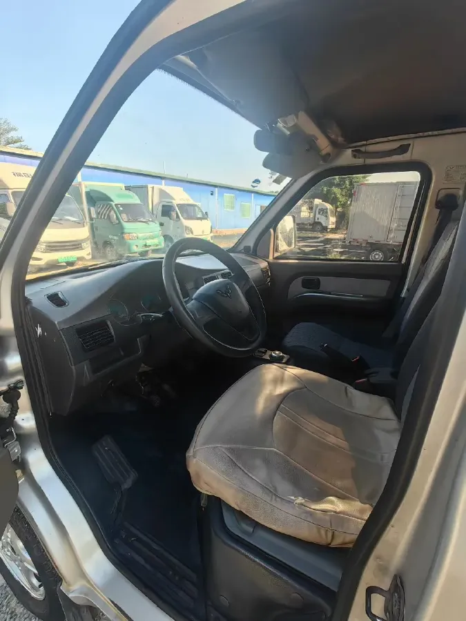 2021 WuLing Electric Truck BEV 41.6KWH,autocango,china used car exporter,china ev exporter,chinese used car exporter,chinese used ev exporter